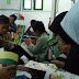 Gelar Bukber, FLP Jakarta Ajak Anak-Anak Kampung Pemulung Membaca