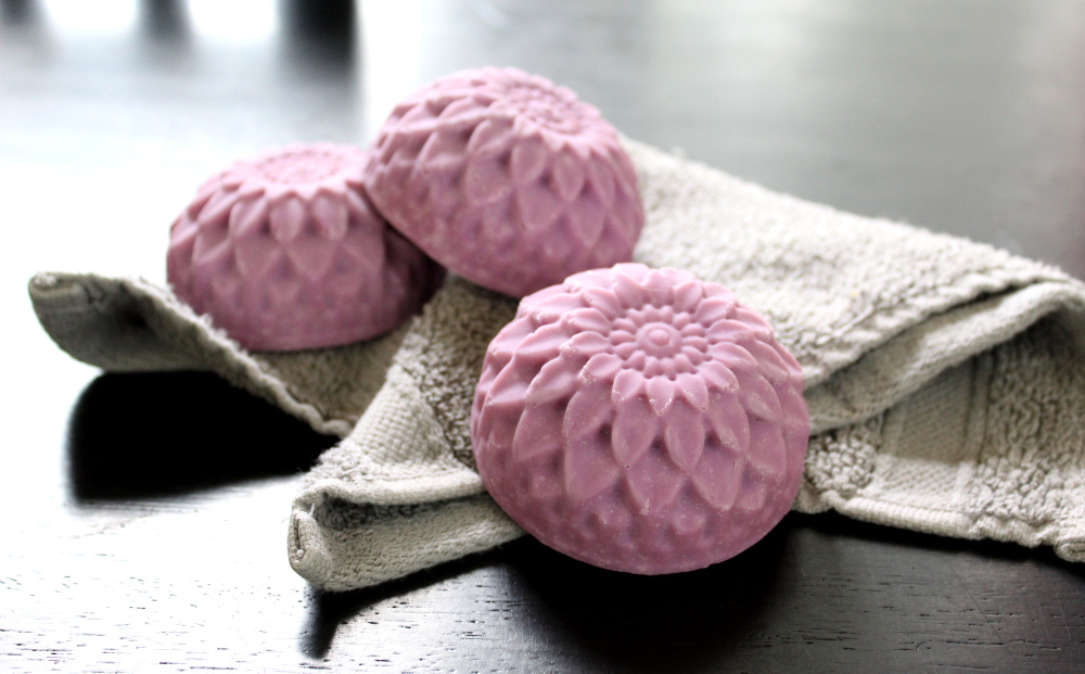 Coconut Milk Soap Recipe with Lavender Essential Oil Everything Pretty