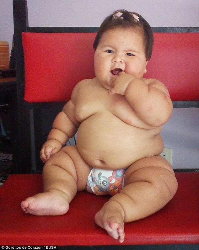 NoozYes Photos of Adorable 10monthold who Weighs as