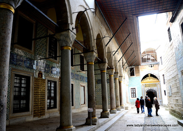 private passage to the courtyards of the Harem