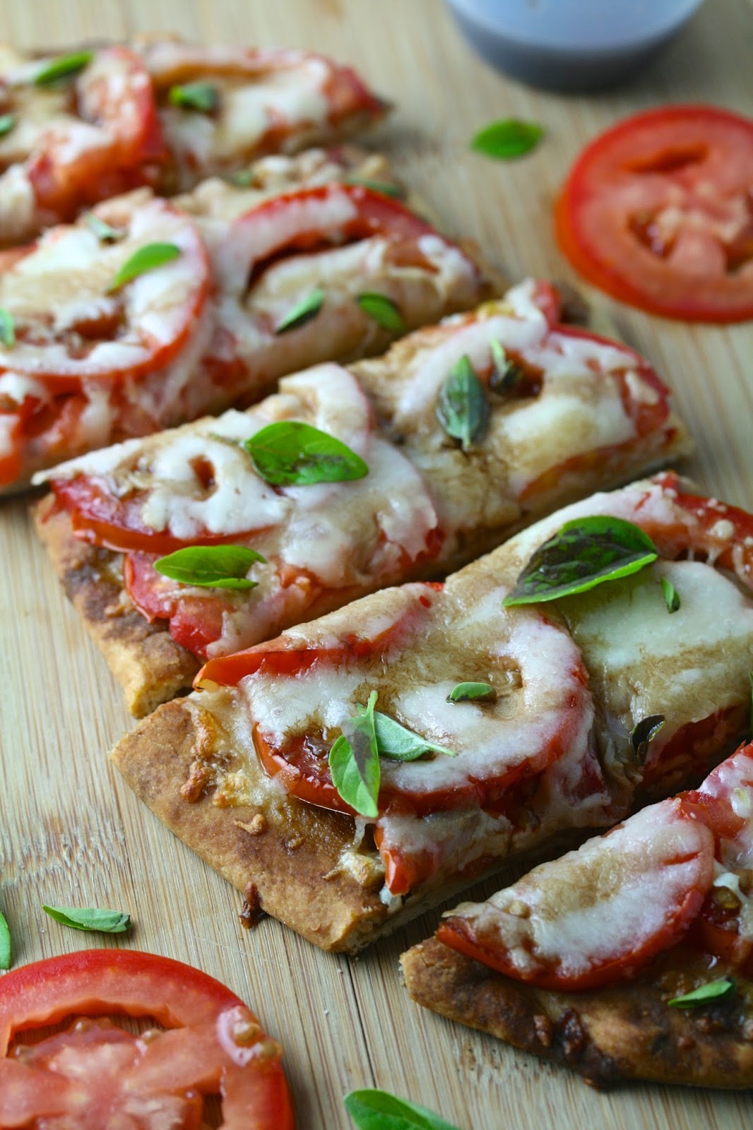 Oregon Transplant Garlicky Caprese Flatbread