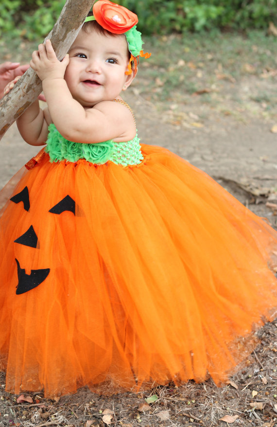 Baby girl halloween costumes with tutus Halloween Tutu Costumes: Halloween Baby Tutus: Halloween Girls Tutus Your little angel will definitely be chosen for the best Halloween costume when she enters the party in one of our custom made tutu halloween costumes.