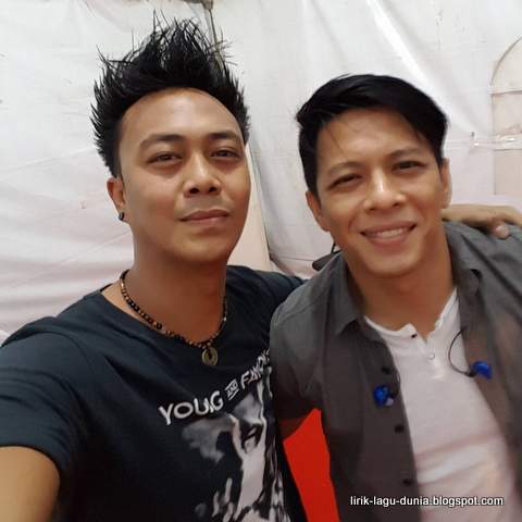 Gio Lelaki dan Ariel Noah Gio Lelaki dan Ariel Noah