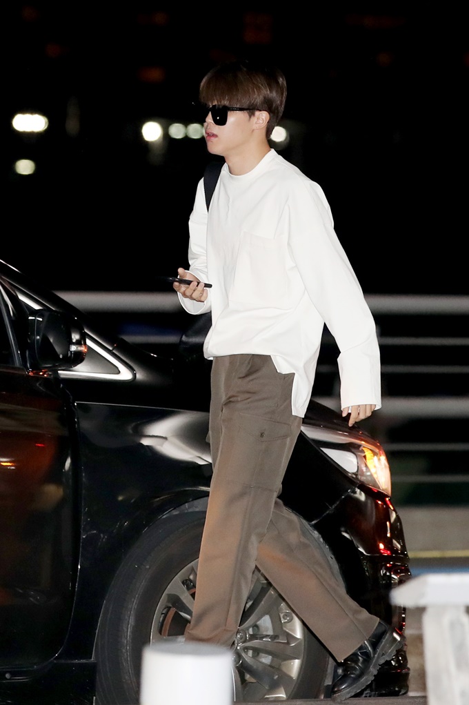 이미지에 대체텍스트 속성이 없습니다; 파일명은 origin_%25EB%25B0%25A9%25ED%2583%2584%25EC%2586%258C%25EB%2585%2584%25EB%258B%25A8%25EC%25A7%2580%25EB%25AF%25BC%25EC%2582%25AC%25EB%259E%2591%25EC%258A%25A4%25EB%259F%25AC%25EC%259A%25B4%25EB%2582%25A8%25EC%25B9%259C%25EB%25A3%25A9.jpg 입니다.