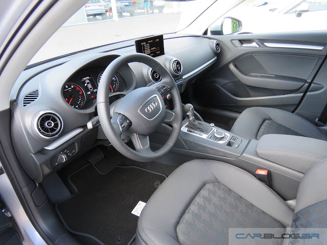 Audi A3 Sedan Flex - 2016 - interior