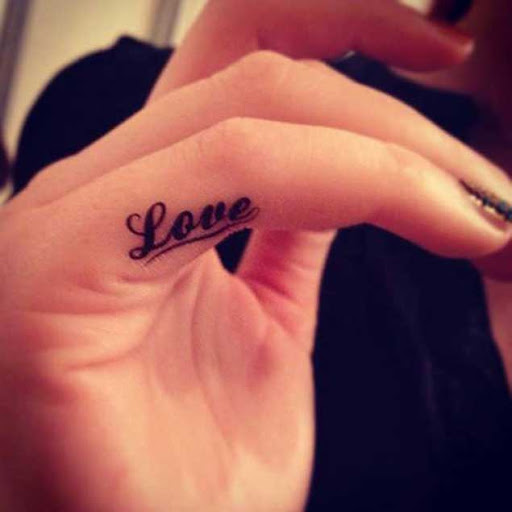 Este cursiva amor tatuagem