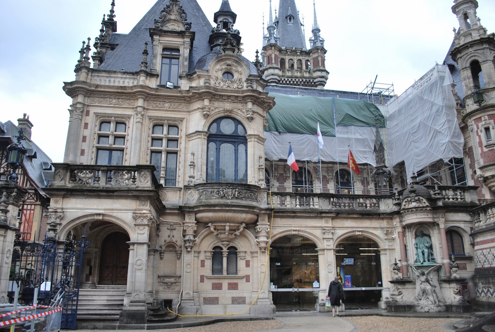 socalgalopenwallet Le Palais Benedictine
