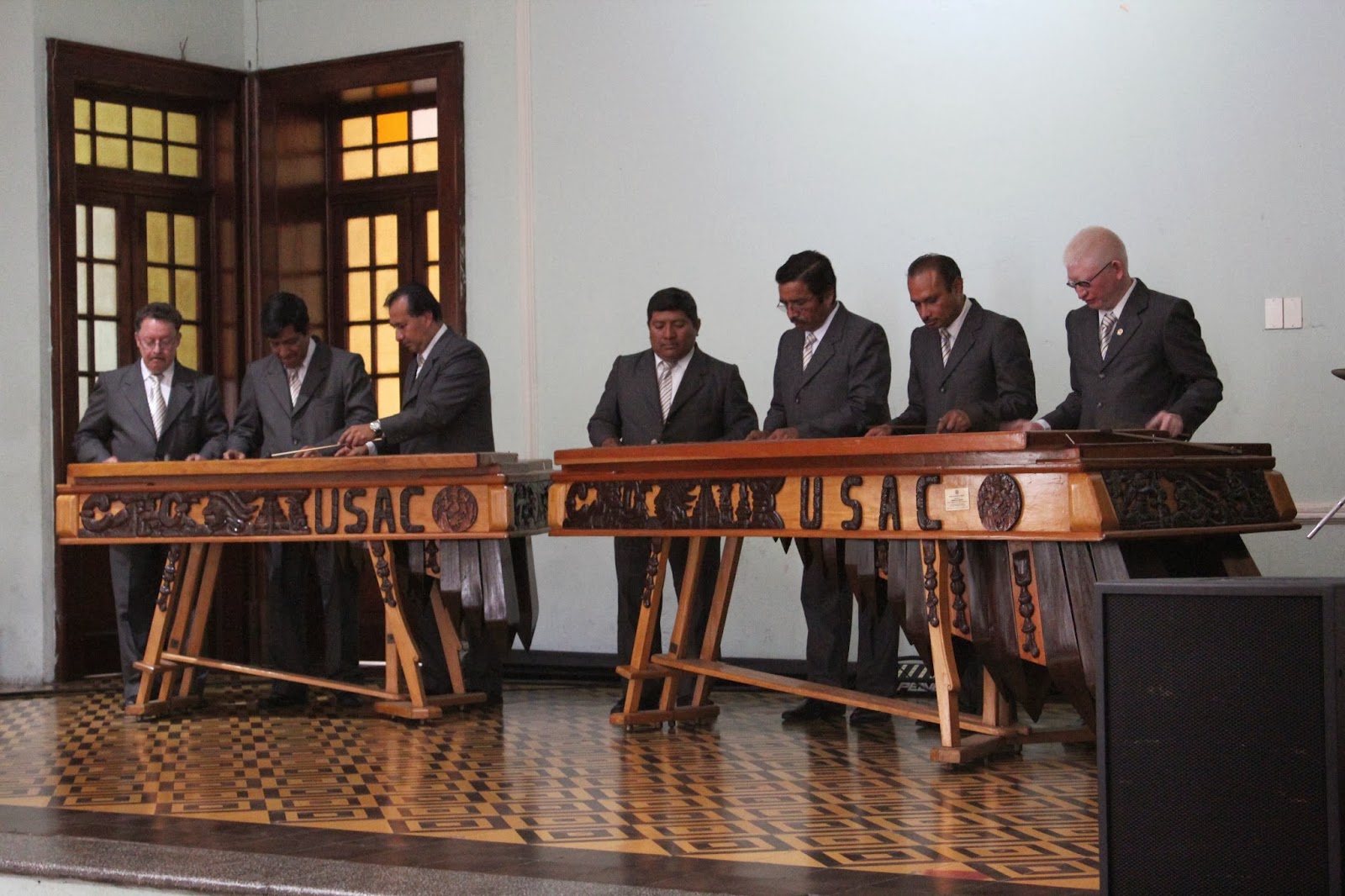 GRAN ENSAMBLE DE MARIMBAS DE CONCIERTO Las entrevistas de Heidy