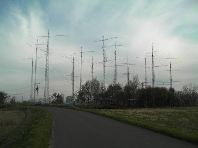 http://3.bp.blogspot.com/-Erz3Rb-OsTI/UQku_PrMPYI/AAAAAAAAP6c/AS3zKcH2QPY/s400/JL8GFB+%288%29.jpg