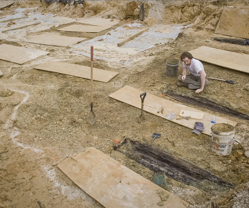 bensozia 7,000 Bodies in the Yard