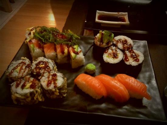 Restoran Jepang di kawasan industri MM2100