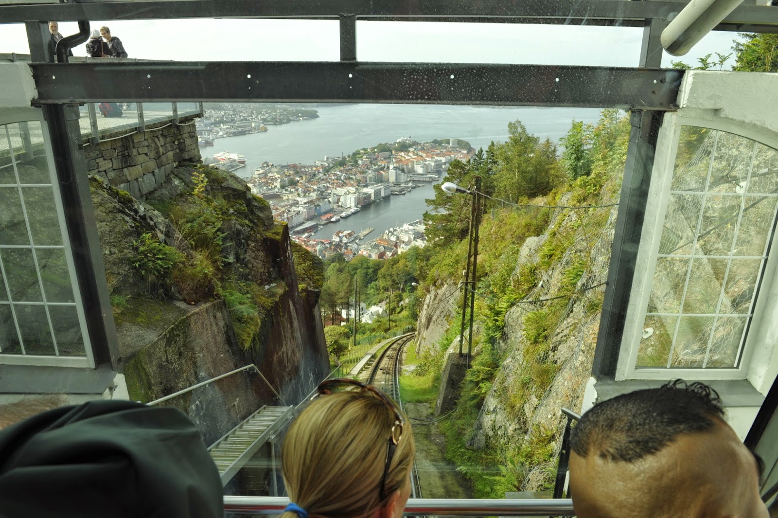 De Flam a Bergen ~ El mirlo de papel