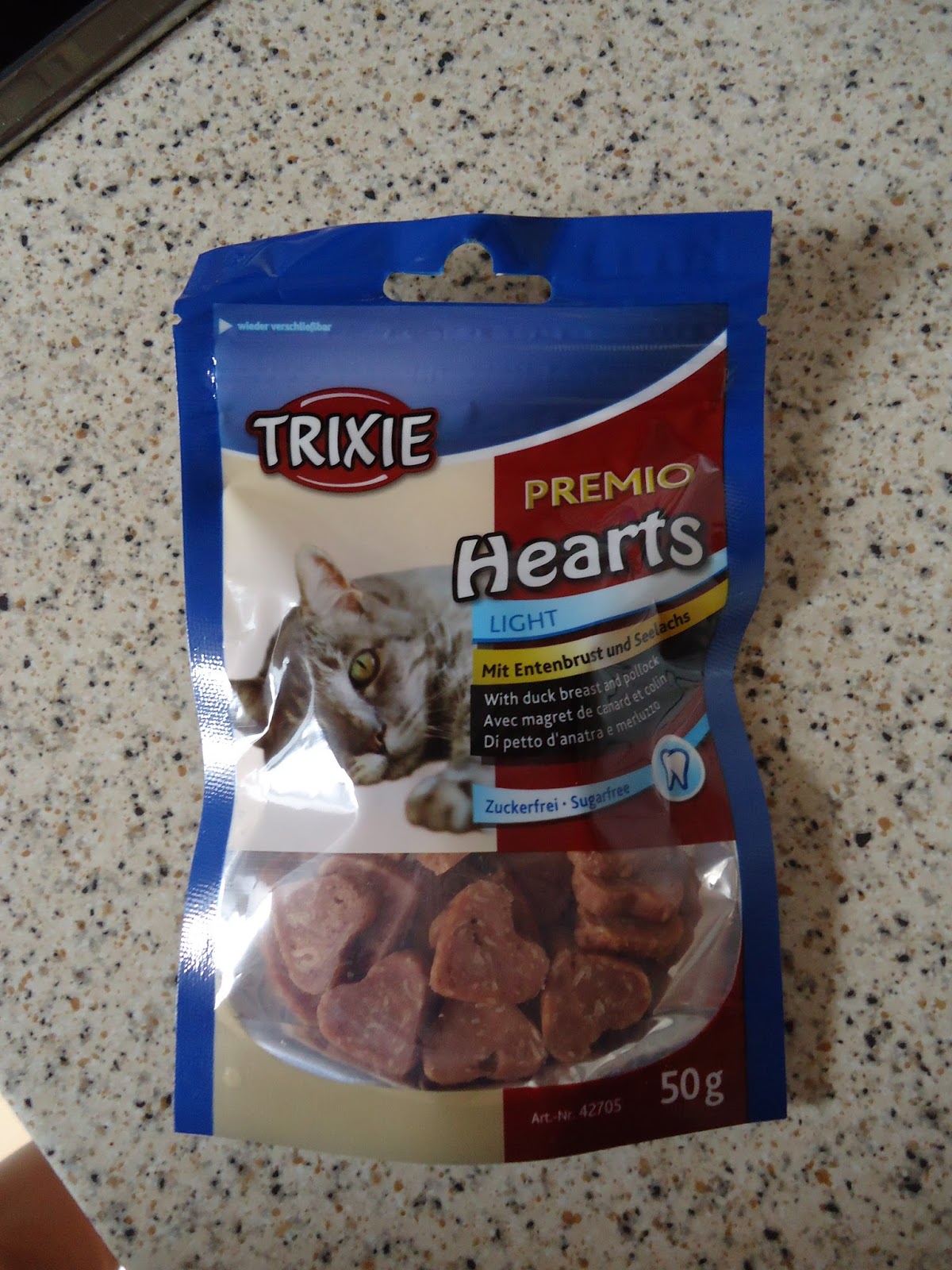 PREMIO Cheese Chicken Cubes, Snack für Katzen