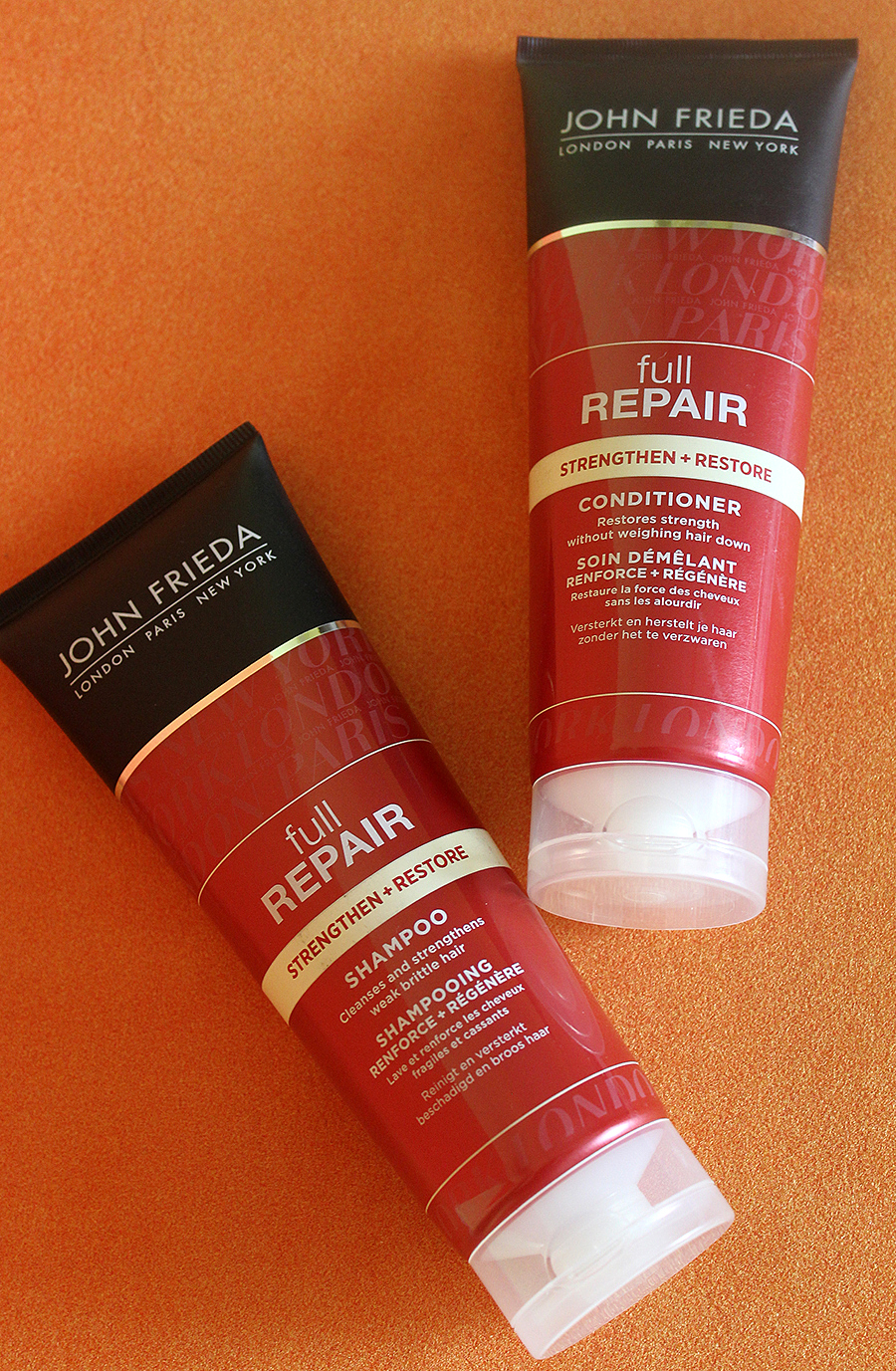 Перевірено на собі : Восстановление волос от JOHN FRIEDA®