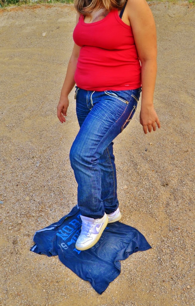 crushandtrampling: Trampling with jeans nike dunk low and public