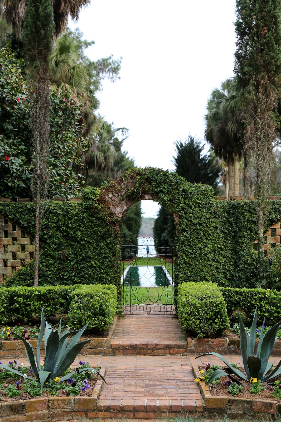 Sweet Southern Days Maclay Gardens in Tallahassee, Florida