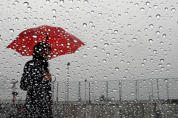 Amanecer: Reflexión de un día de lluvia