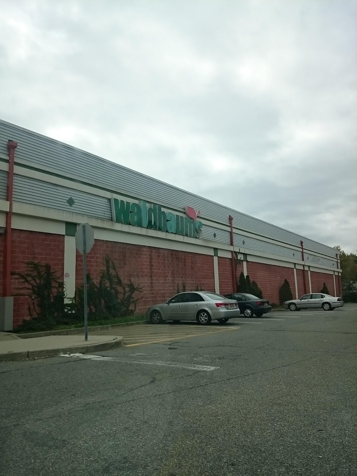 Tour Waldbaum's East Meadow, New York