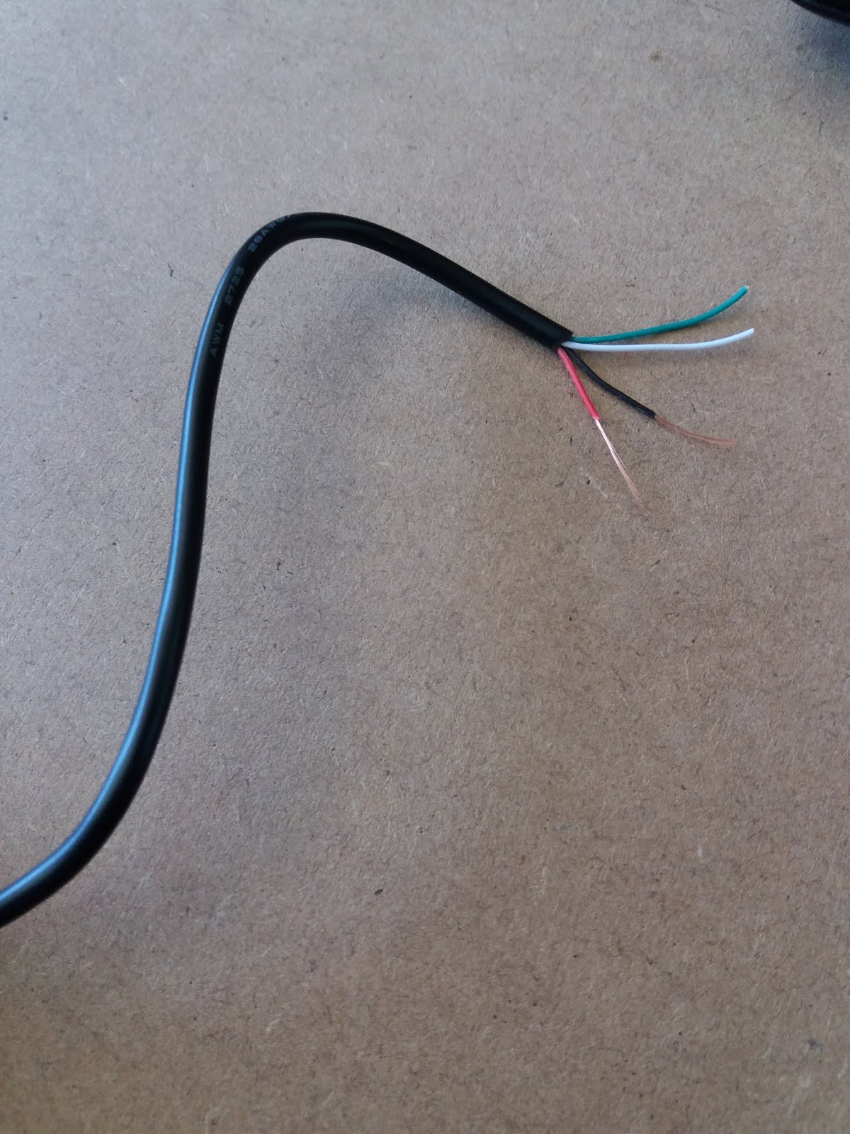 Trastornado hacerte molestar sed cable usb rojo verde blanco y negro Segundo grado paquete Premio