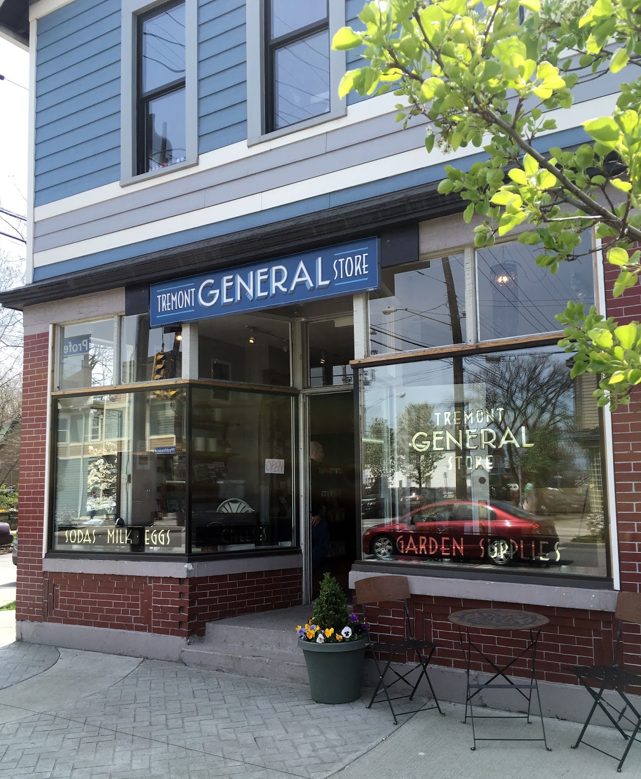 Bite Buff Tremont General Store