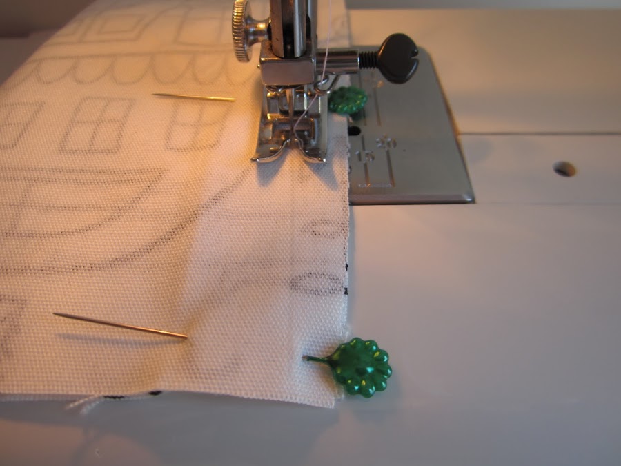 mis nancys, mis peques y yo, tutorial funda de cojin coser laterales maquina