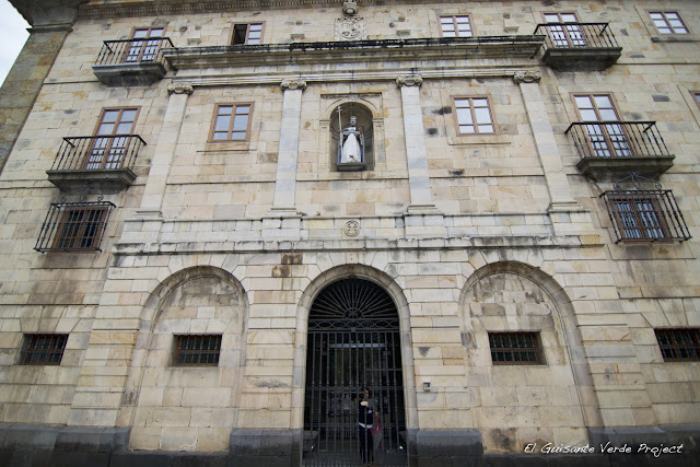 Fachada Principal del Parador Nacional de Corias