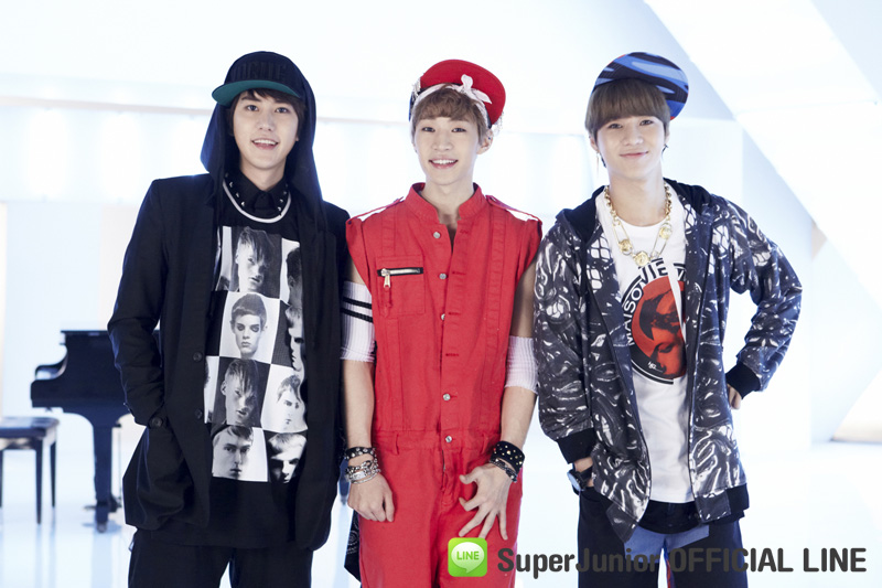 SUPER JUNIOR'S SITE Super Junior Official LINE Update with Photos of