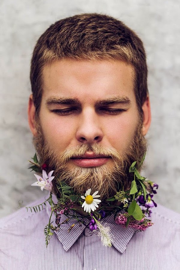 flower beard trend