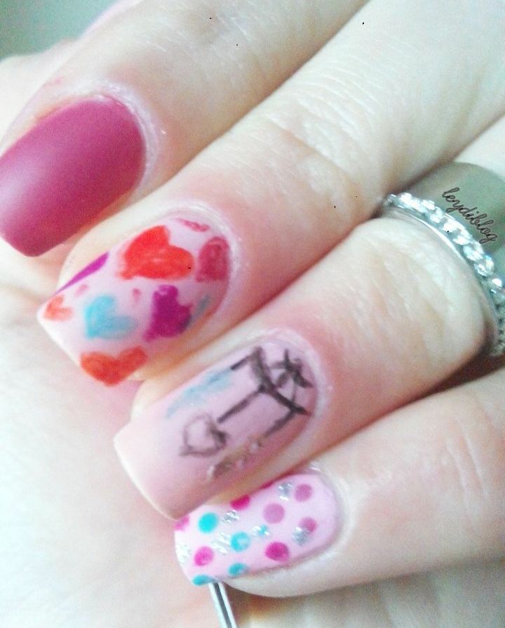 Leydi Blog Kalyon Tırnak ve Tırnak Eti Peelingi ile Kolay Manikür