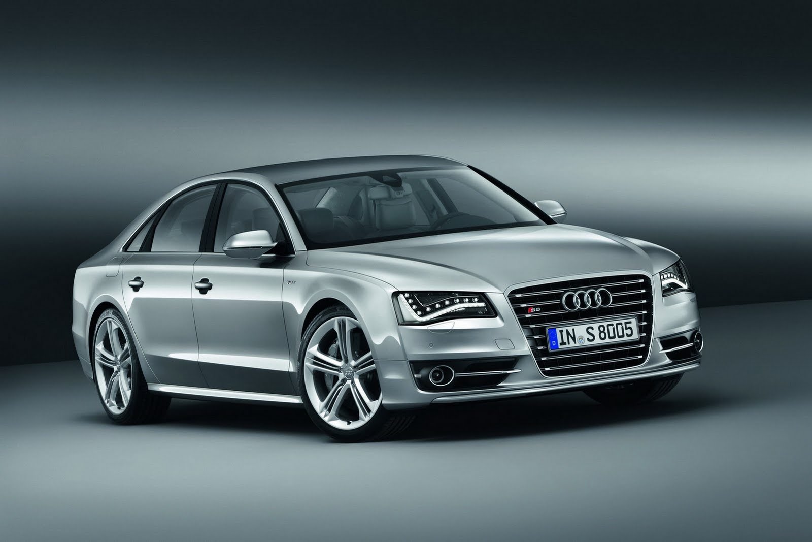 Audi s8 d4
