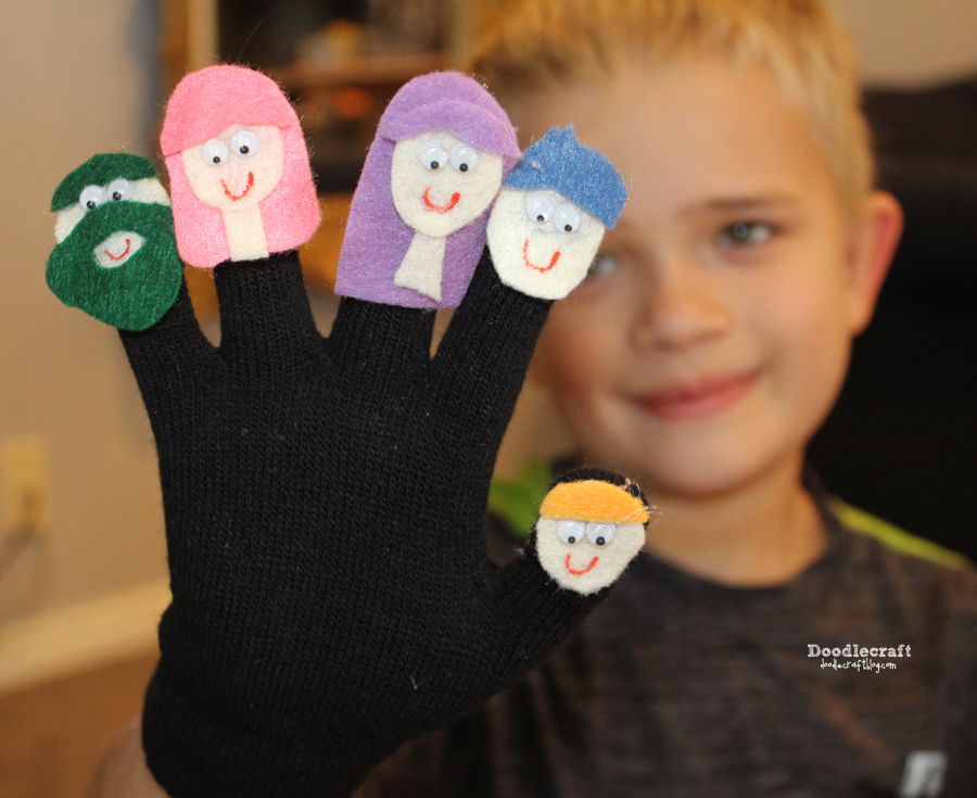 Easy Finger Puppet Gloves!