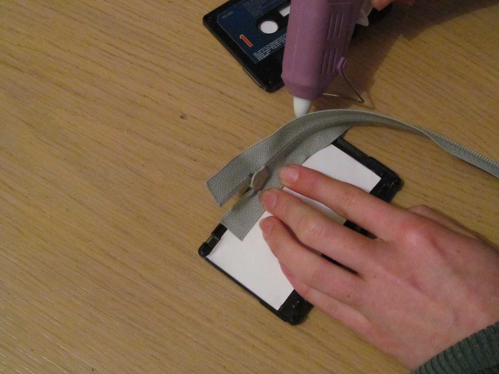 Kooky Quirky Cute: DIY: Cassette Tape Purse