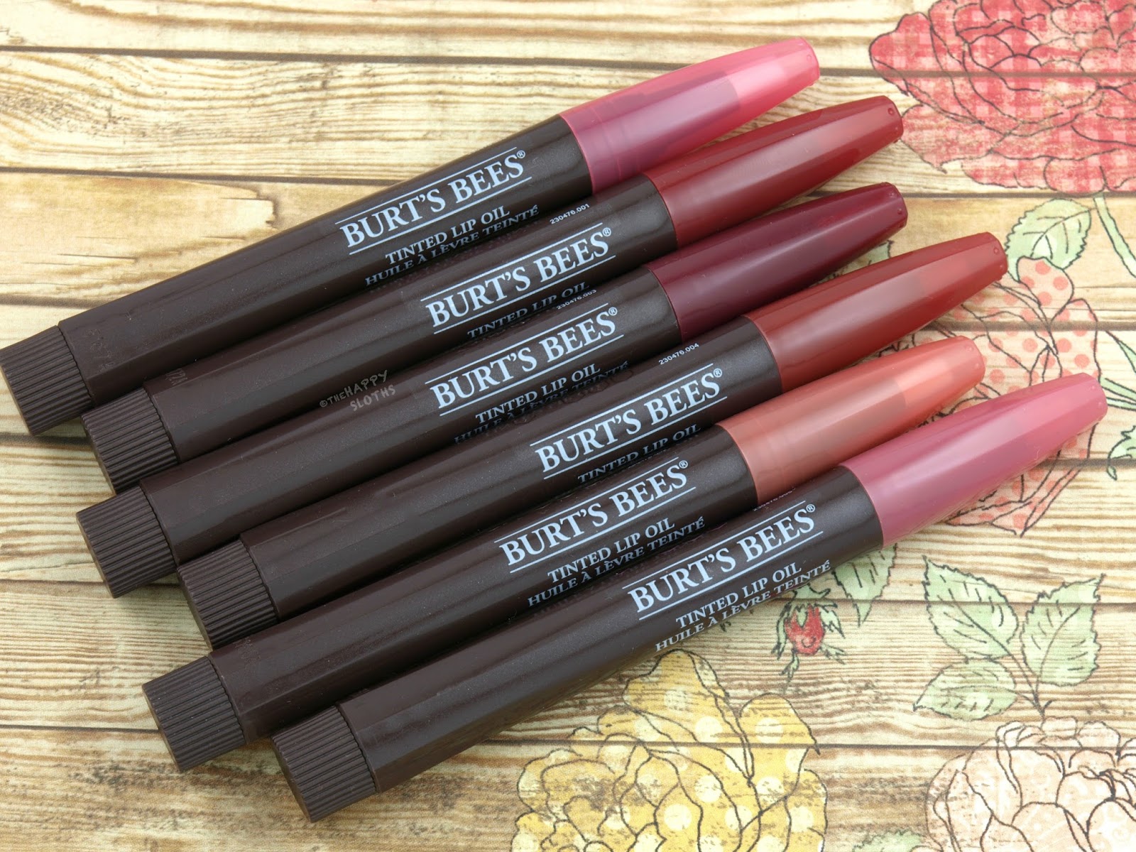 Burt's Bees Tinted Lip Oil: Review and Swatches. 