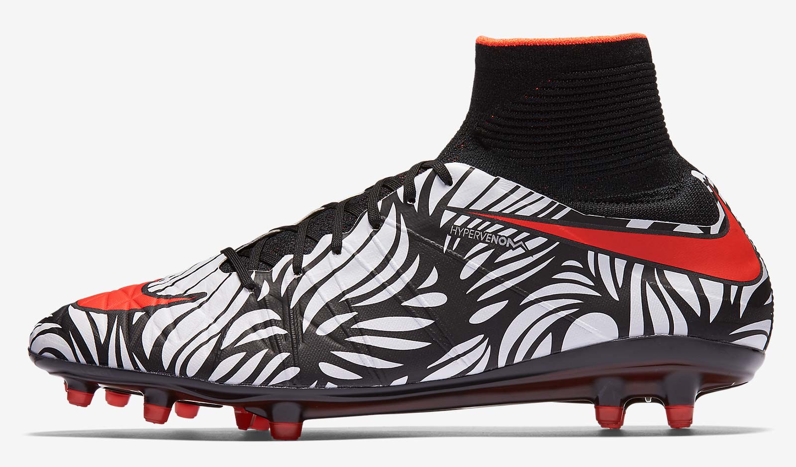 nike football studs hypervenom