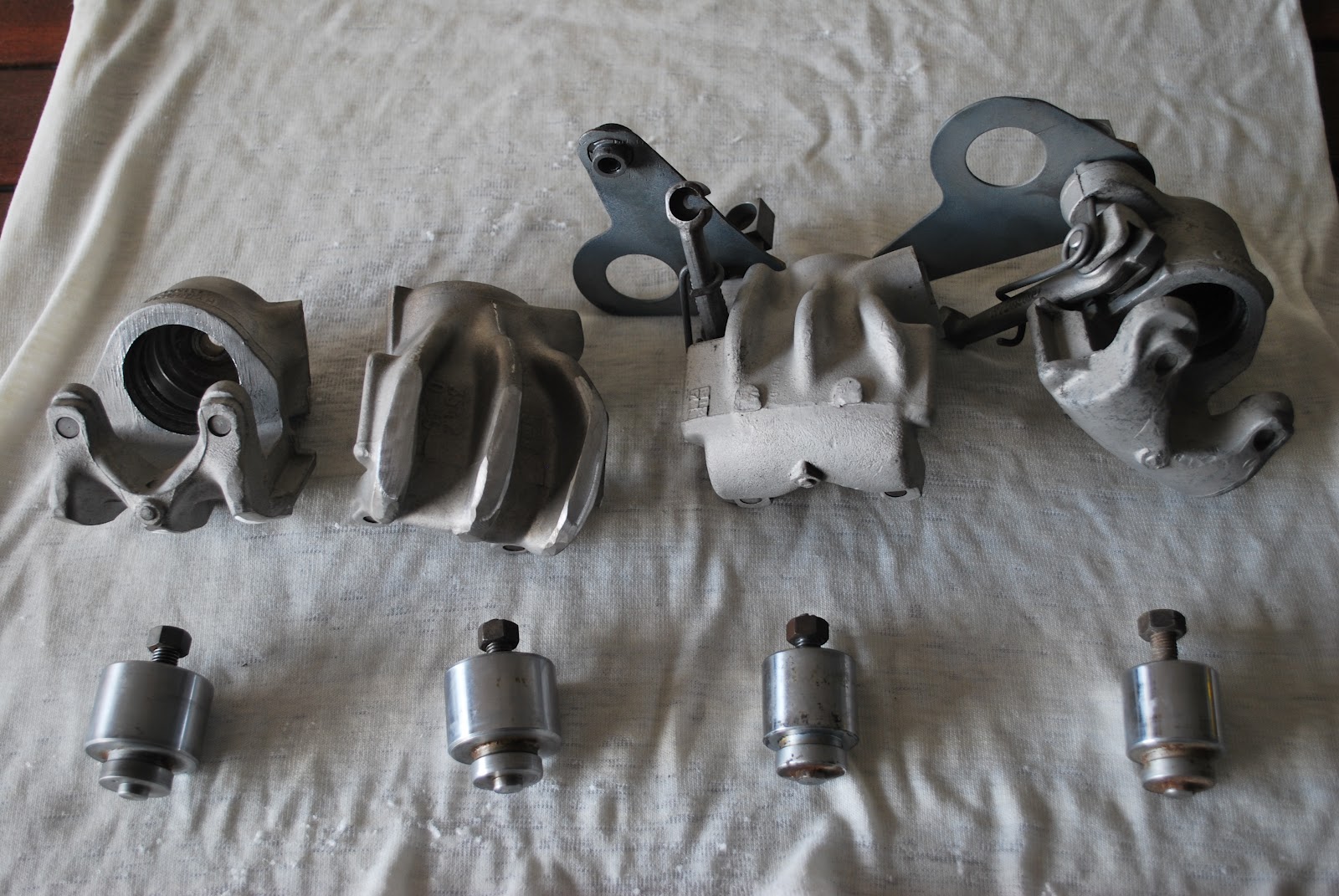 Paul's R1135 Gordini Restoration: Rebuilding the brakes.