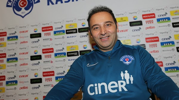 Oficial: El Kasimpasa firma al técnico Fuat Capa
