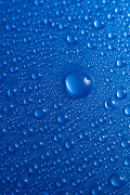iPhone 4 Water Drops Wallpaper (iphone wallpaper water drops )