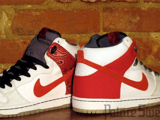 nike cheech and chong