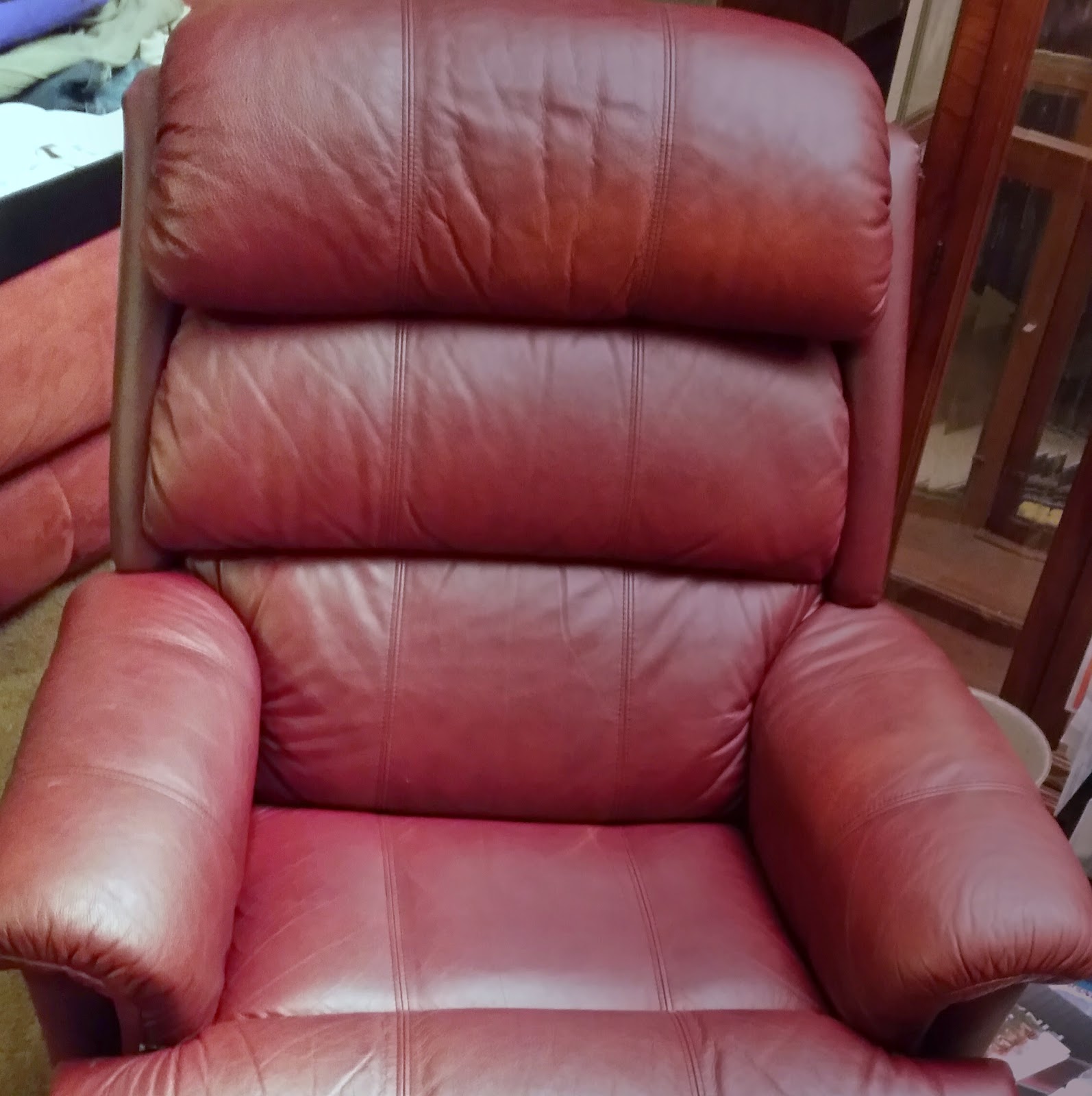 SOLD * Leather Recliner Chair (Downtown OKC) | Craigslist ...