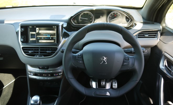 Peugeot 208 XY driver's view