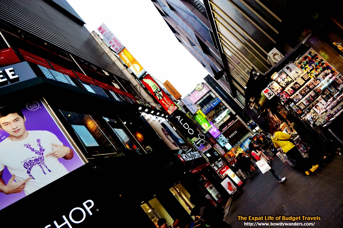 bowdywanders.com Singapore Travel Blog Philippines Photo :: South Korea :: Where to People-Watch: Myeongdong or Insadong?