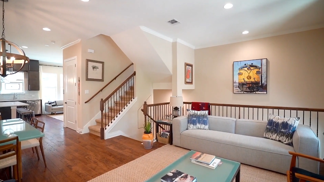 22 Interior Design Photos vs. Tour 216 Adams St, Georgetown, TX