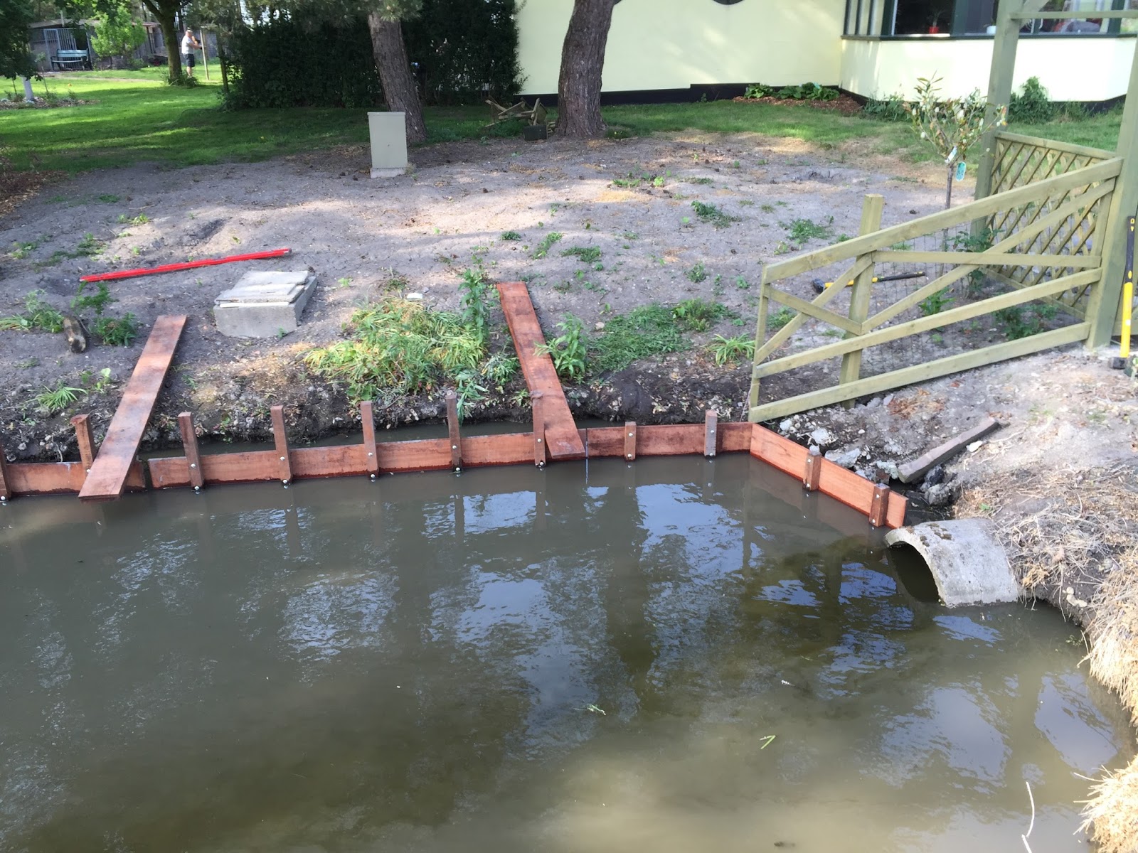 Rae's Nomady How to edge a river bank to protect and shore your garden