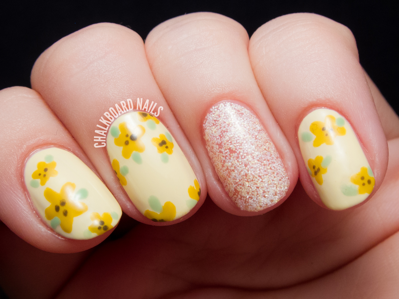 Sweet and Simple Buttery Floral | Chalkboard Nails | Nail Art Blog