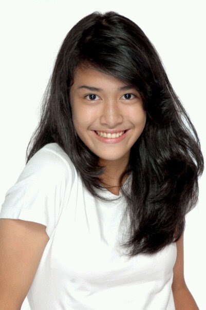 Profil Andania Suri