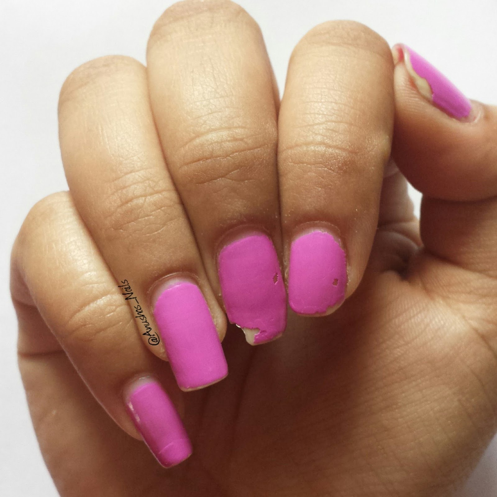 Anusha's Nails Pretty Woman nail polish