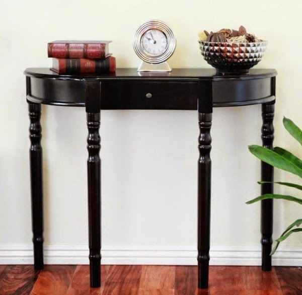 Semicircular table &#8211; beautiful suggestions for your home!