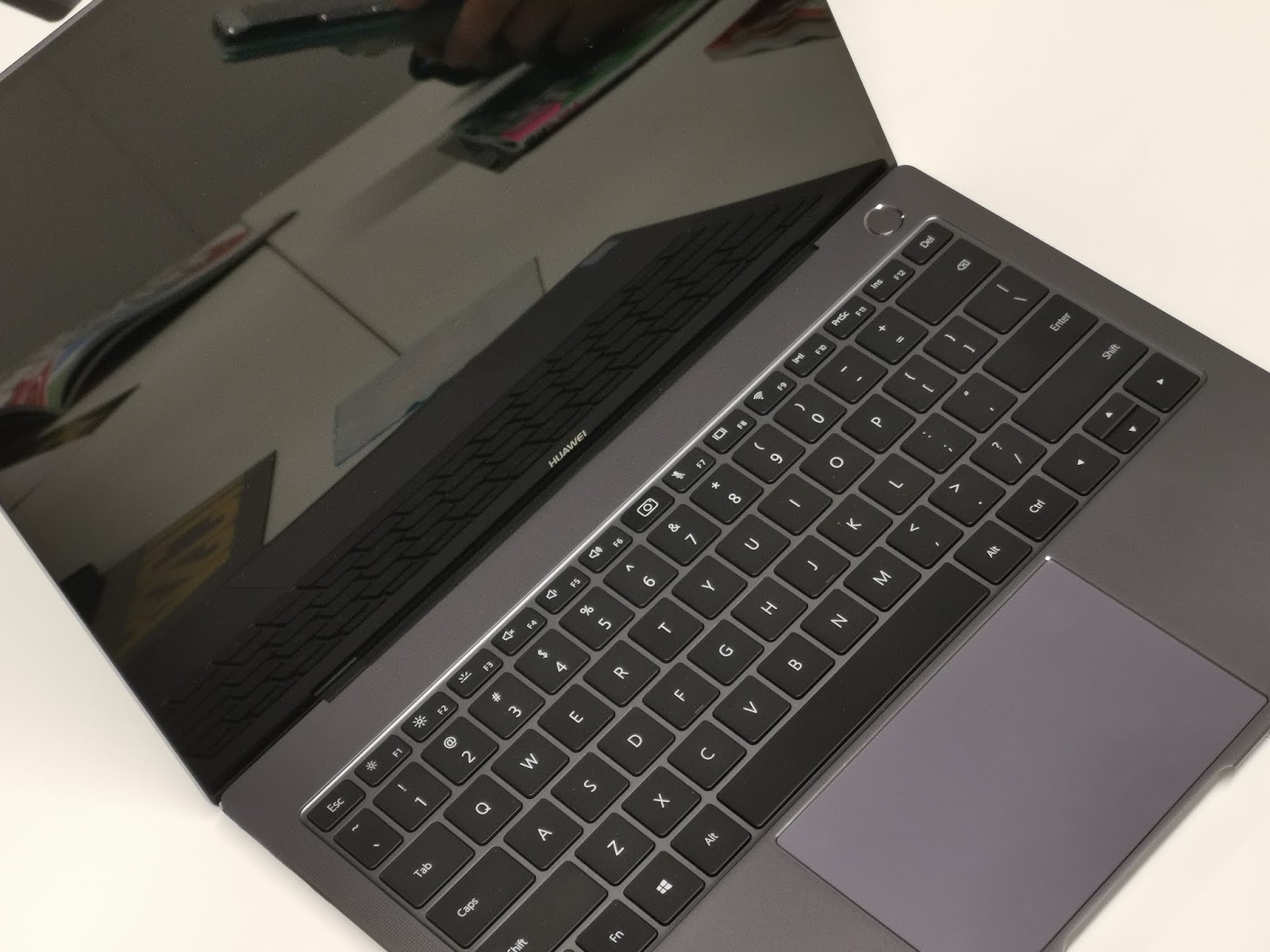 Backspace: 『Huawei MateBook X Pro 全員レビュー会』へ行ってきた