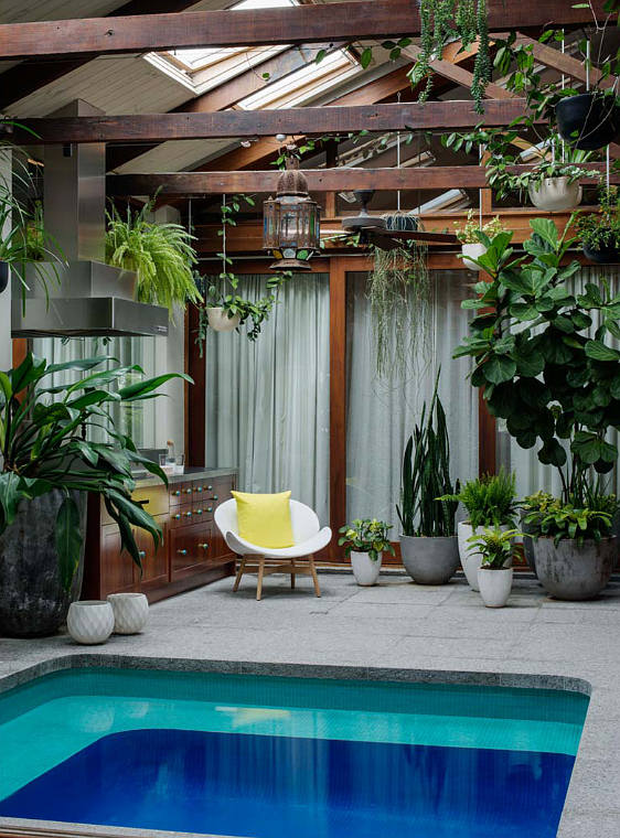 Dolphin Tale 2011 Movie Trailer HD - YouTube