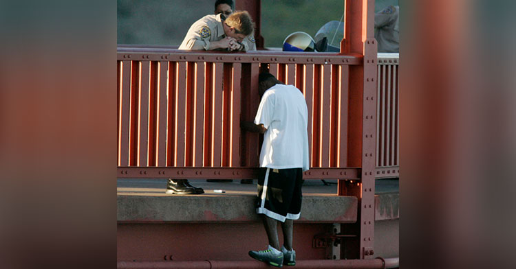 This Man Has Saved Over 200 People From Jumping Off The Golden Gate Bridge In California